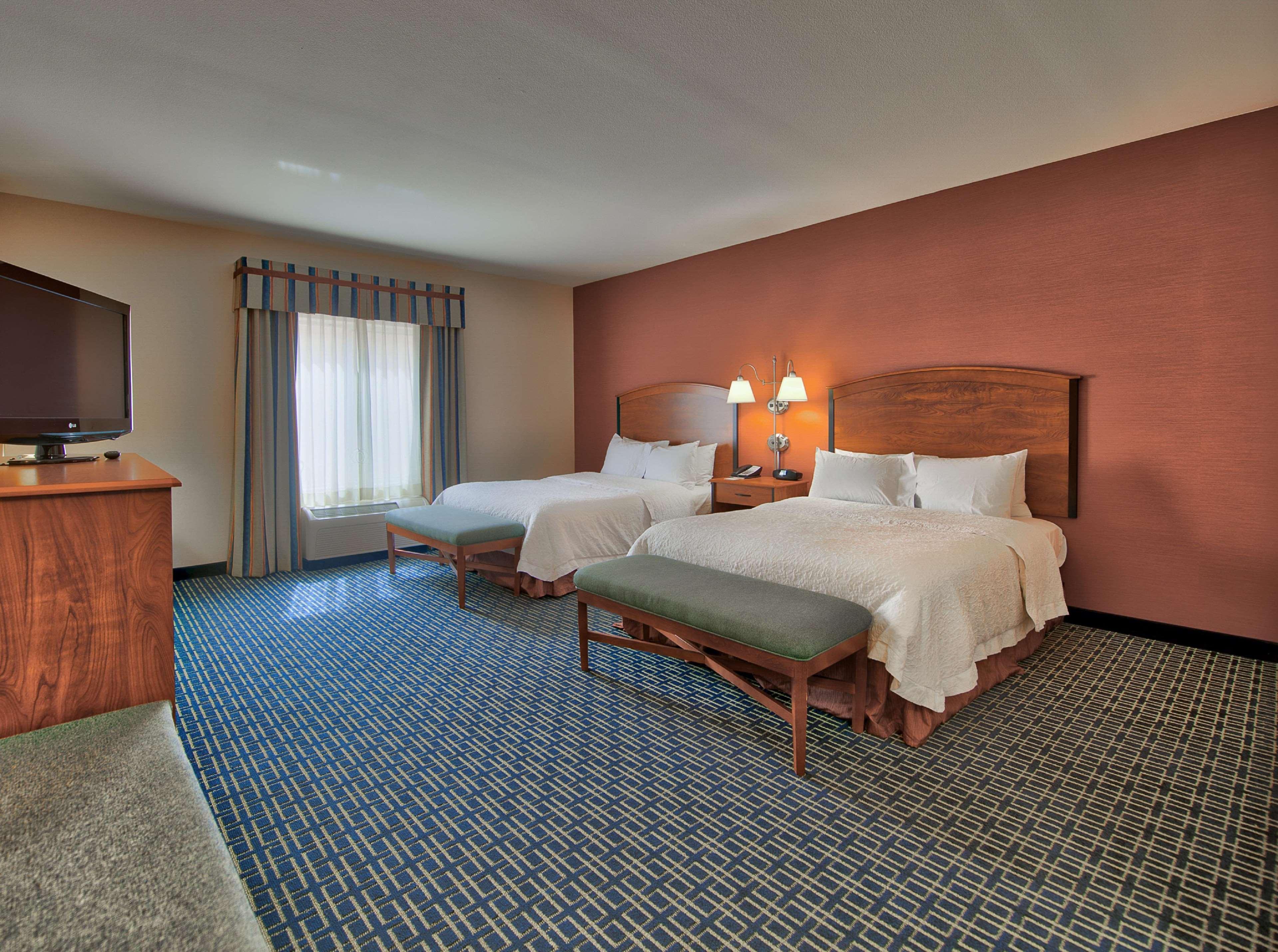 Hampton Inn & Suites Ridgecrest Buitenkant foto