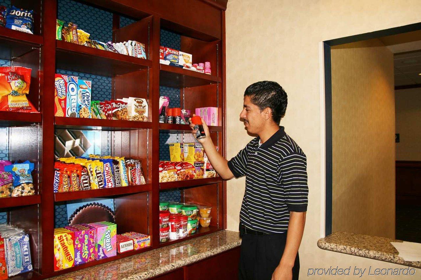 Hampton Inn & Suites Ridgecrest Buitenkant foto
