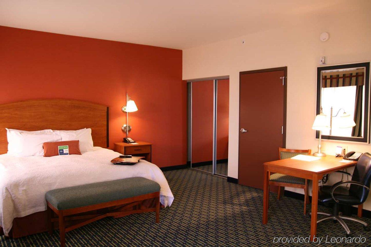 Hampton Inn & Suites Ridgecrest Kamer foto